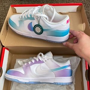 Women’s Nike Dunk Low Unlock your space Women’s 8.5 purple/blue/white